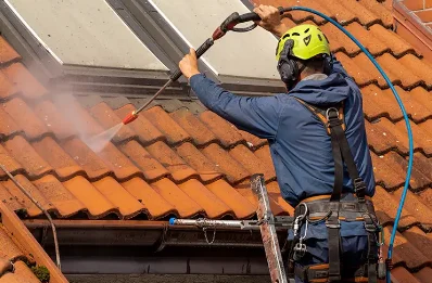 Démoussage et hydrofuge de toiture à Monassut-Audiracq